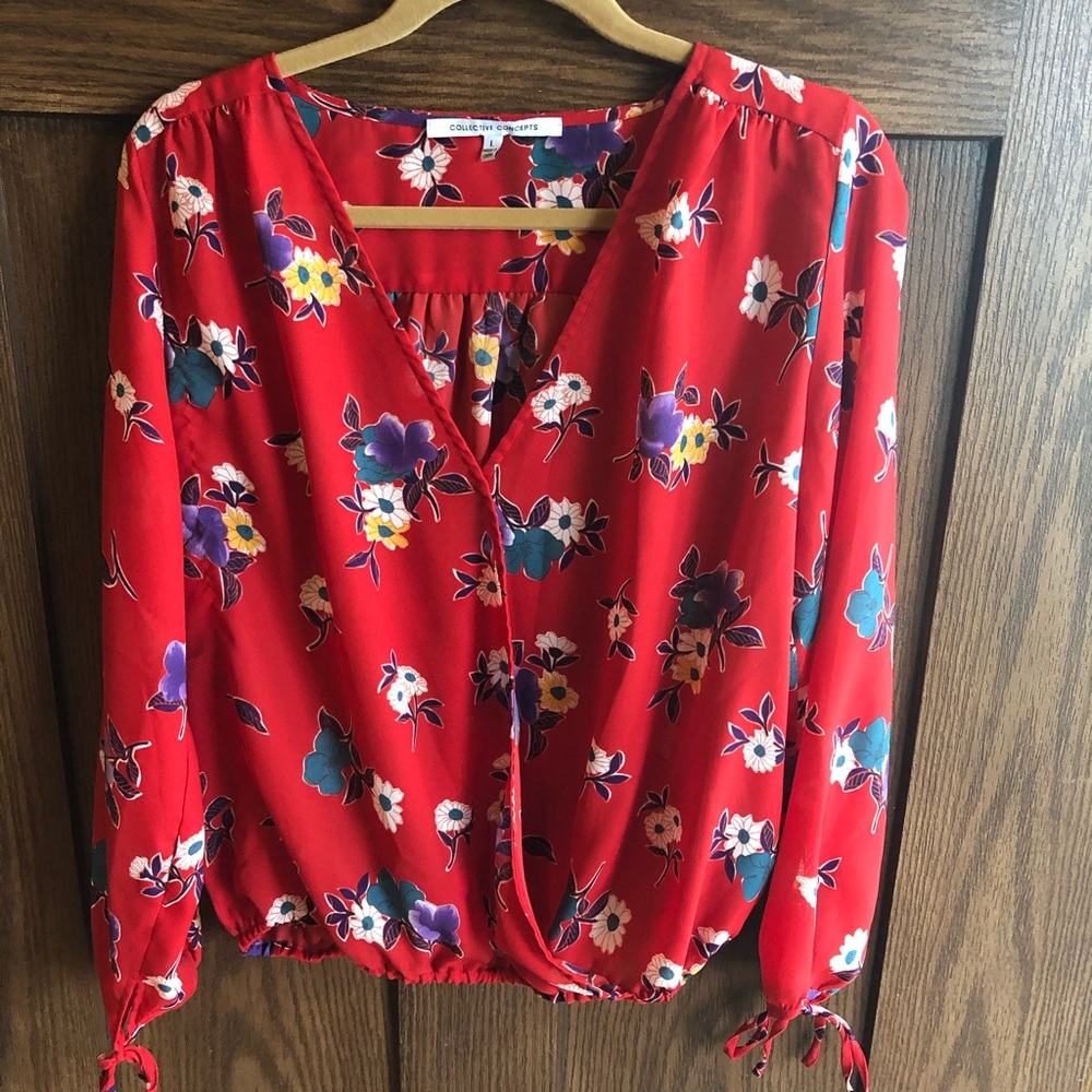 Red floral print top.  Size L